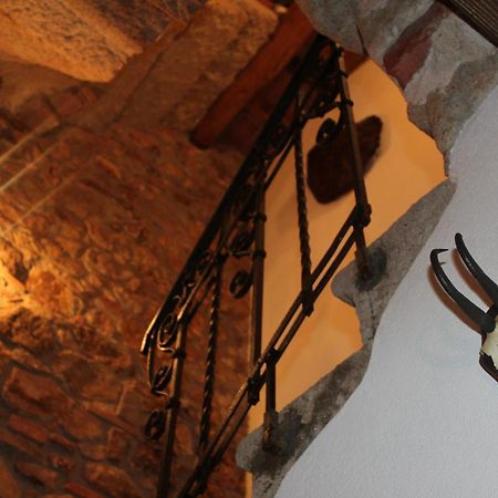La Divina Dimora Il Castello Degli Spiriti Magni Daire Montepescali Oda fotoğraf