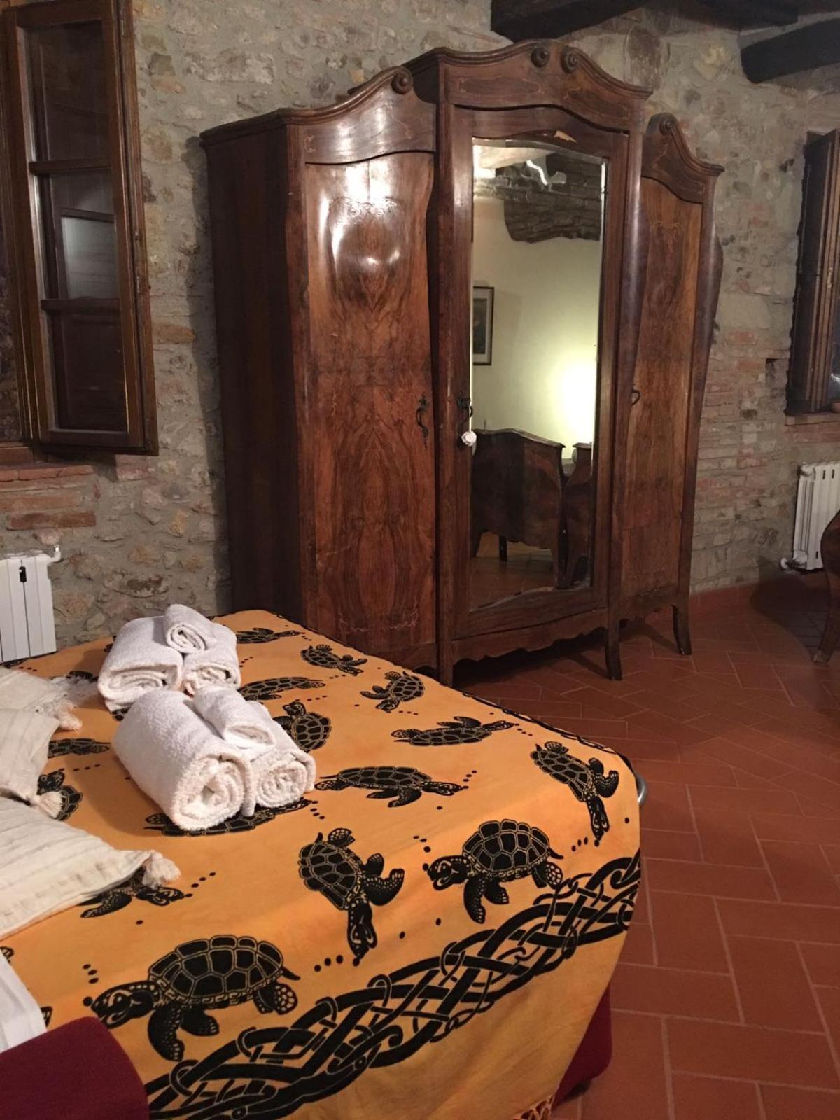 La Divina Dimora Il Castello Degli Spiriti Magni Daire Montepescali Dış mekan fotoğraf