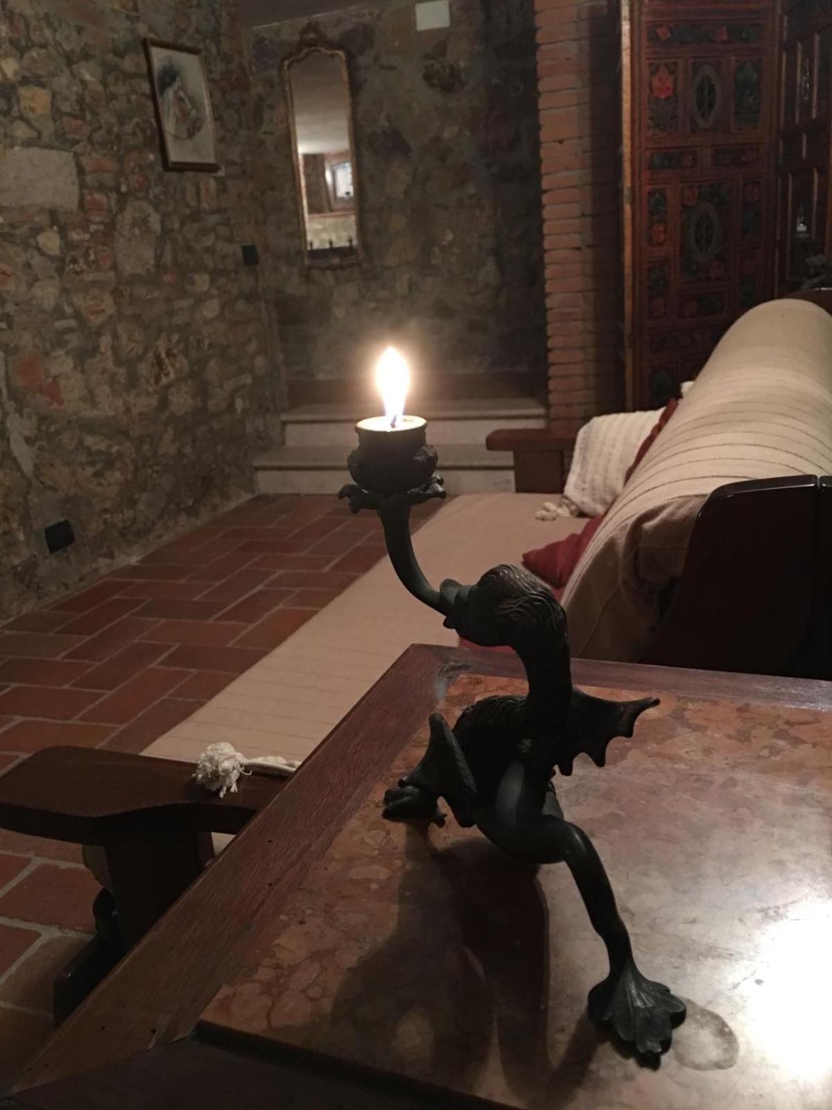 La Divina Dimora Il Castello Degli Spiriti Magni Daire Montepescali Dış mekan fotoğraf